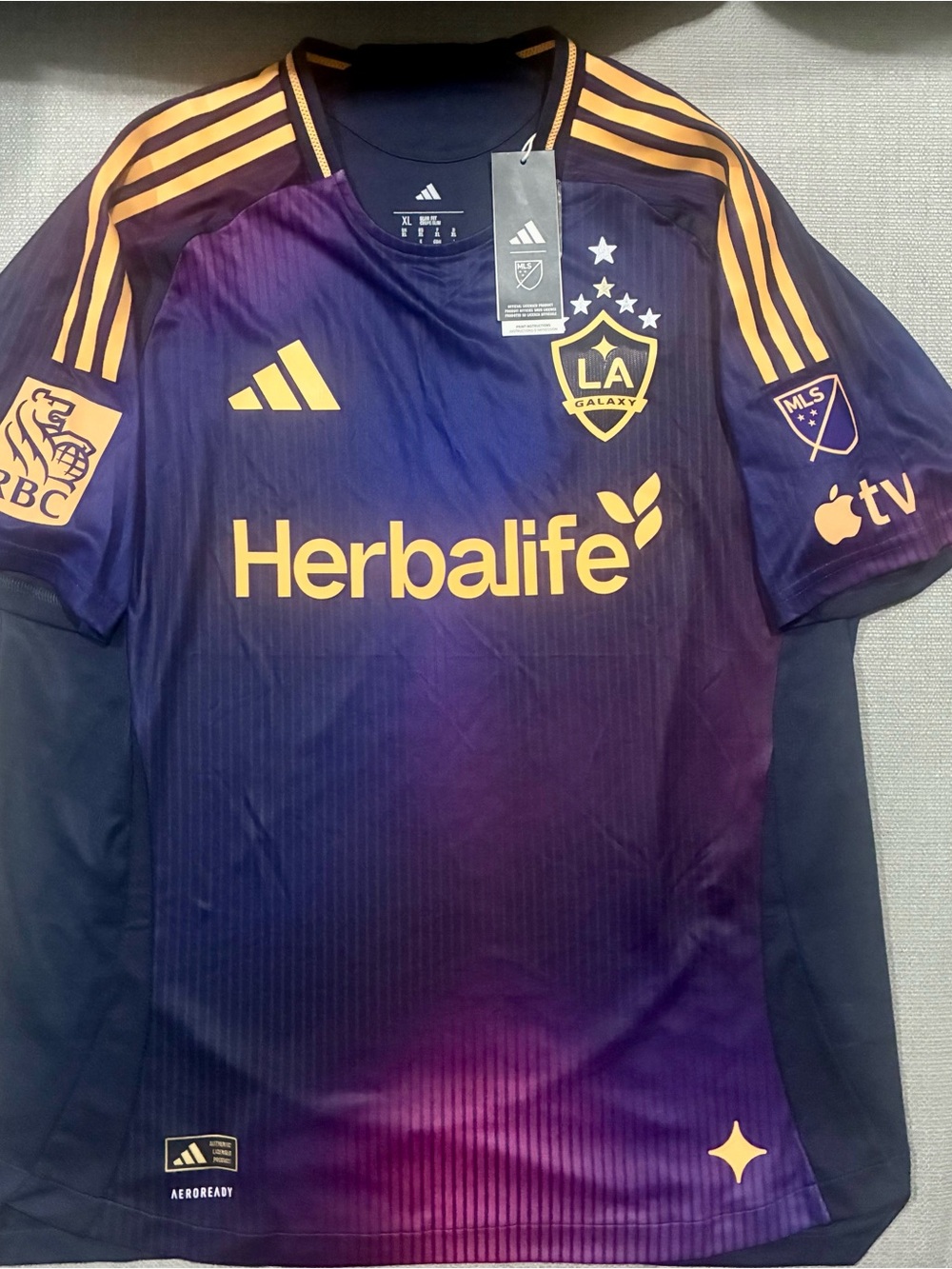 Adidas LA Galaxy player version kit Angel city size XL